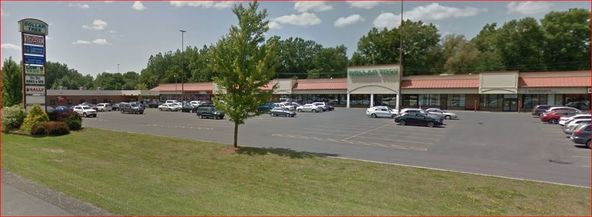 Hannaford Plaza: 708 State Highway, Oneonta, NY 13820